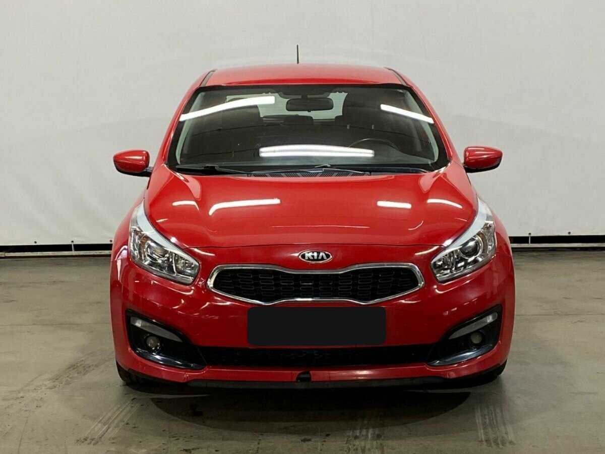 Kia Ceed б/у, 2016, Автоматическая. Фото: #1