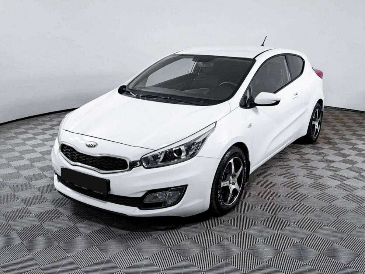 Kia Ceed б/у, 2013, Автоматическая. Фото: #0