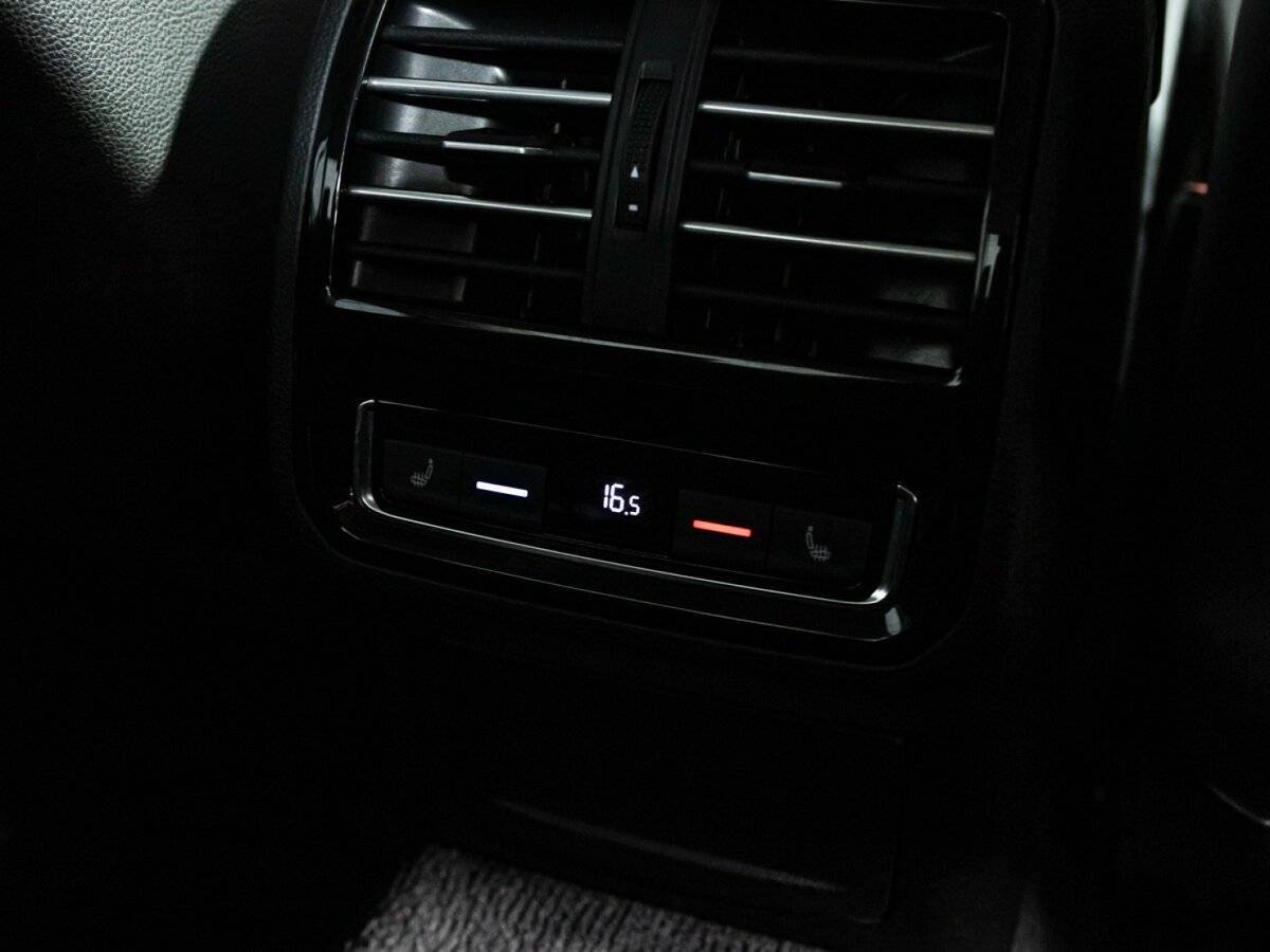 Volkswagen Passat б/у, 2016, Роботизированная. Фото: #21