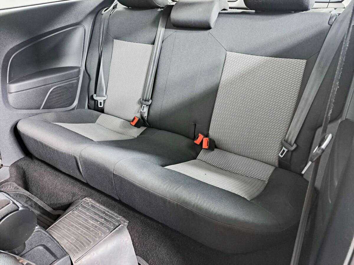 Volkswagen Polo б/у, 2012, Механическая. Фото: #9