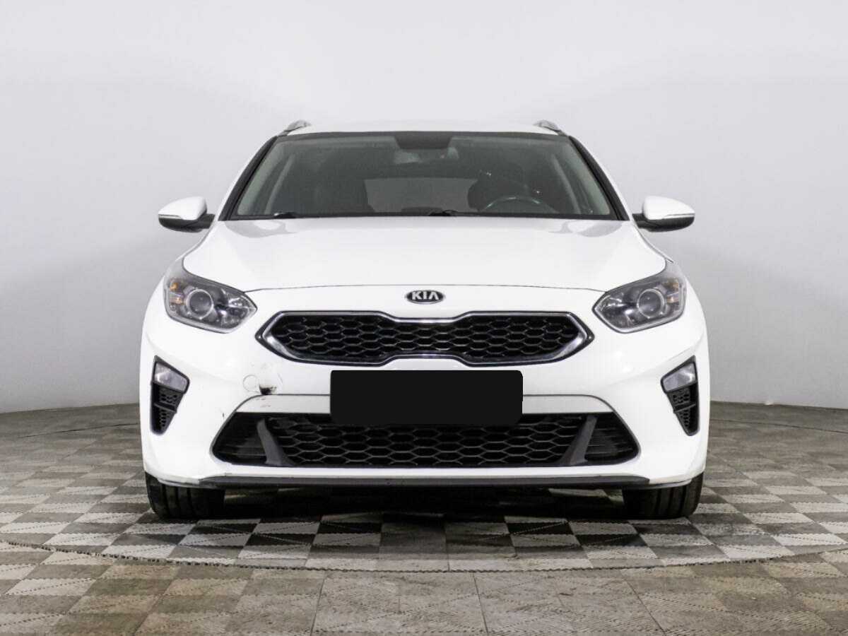 Kia Ceed б/у, 2019, Автоматическая. Фото: #1