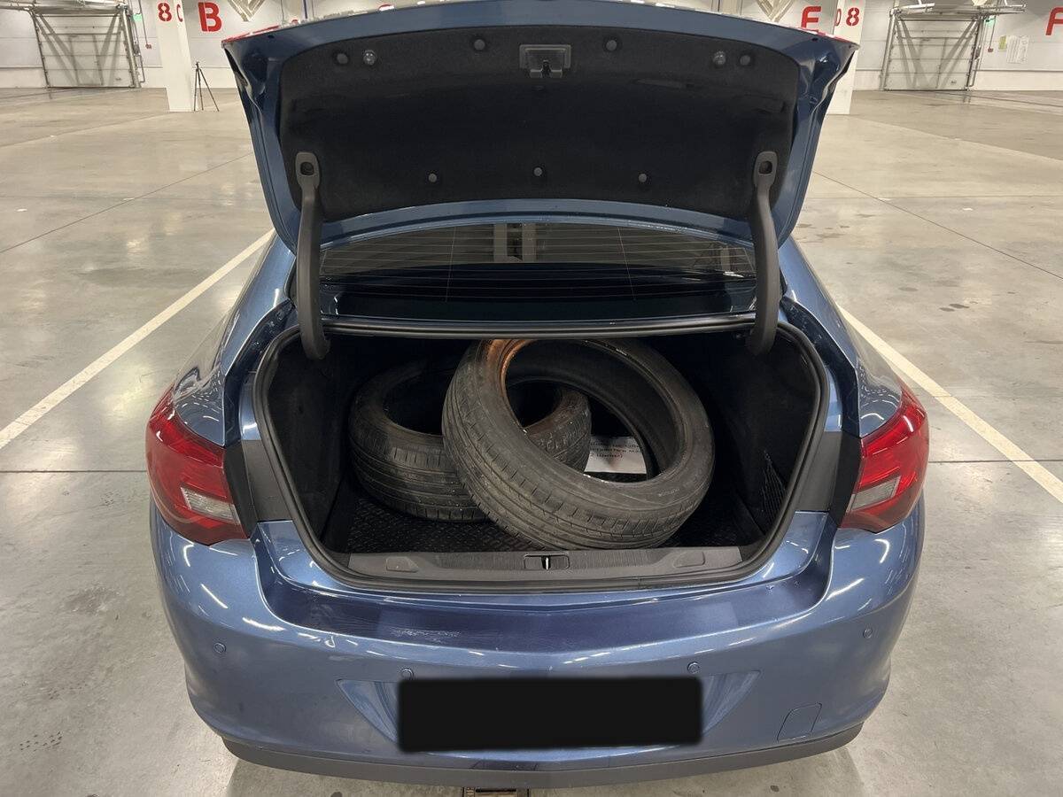 Opel Astra б/у, 2013, Механическая. Фото: #9