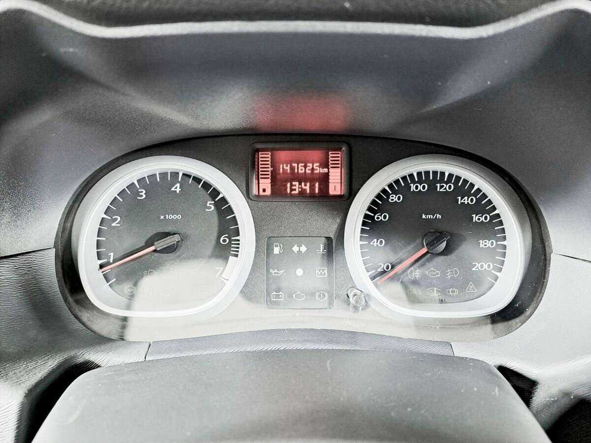 Renault Duster б/у, 2012, Механическая. Фото: #10