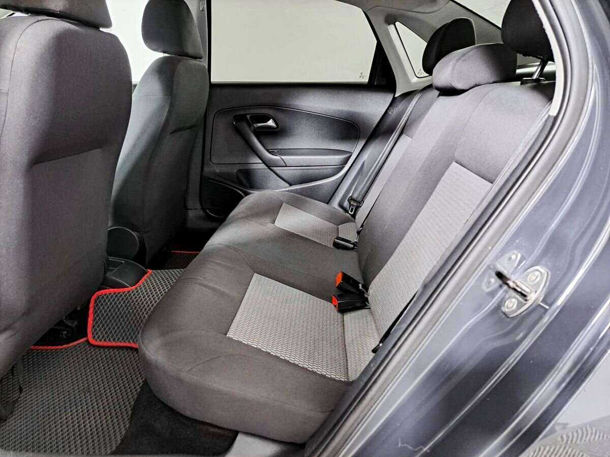 Volkswagen Polo б/у, 2012, Механическая. Фото: #11