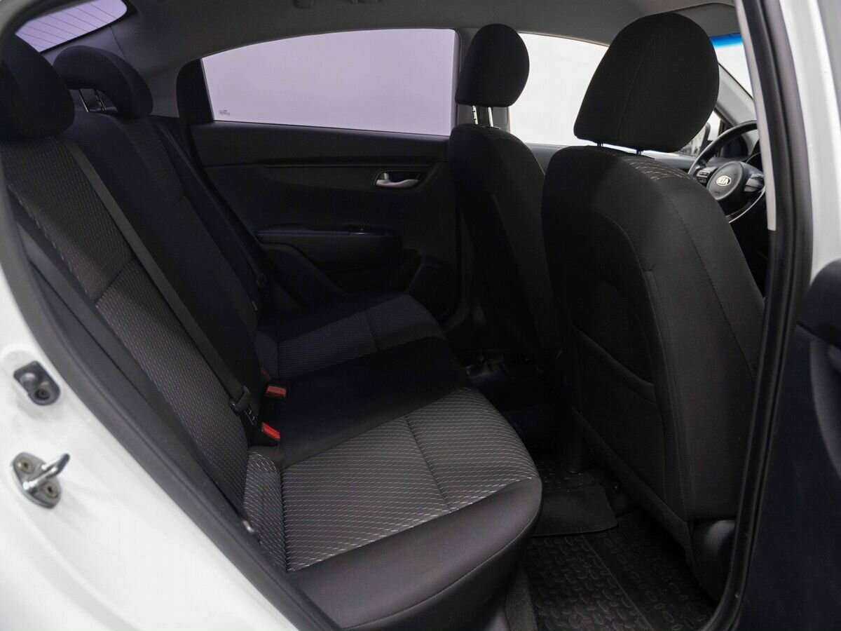 Kia Rio б/у, 2018, Механическая. Фото: #9