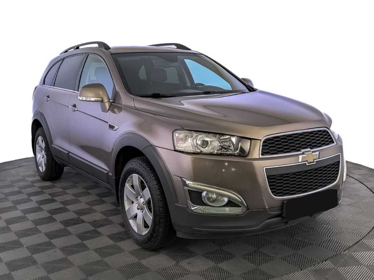Chevrolet Captiva б/у, 2015, Автоматическая. Фото: #2