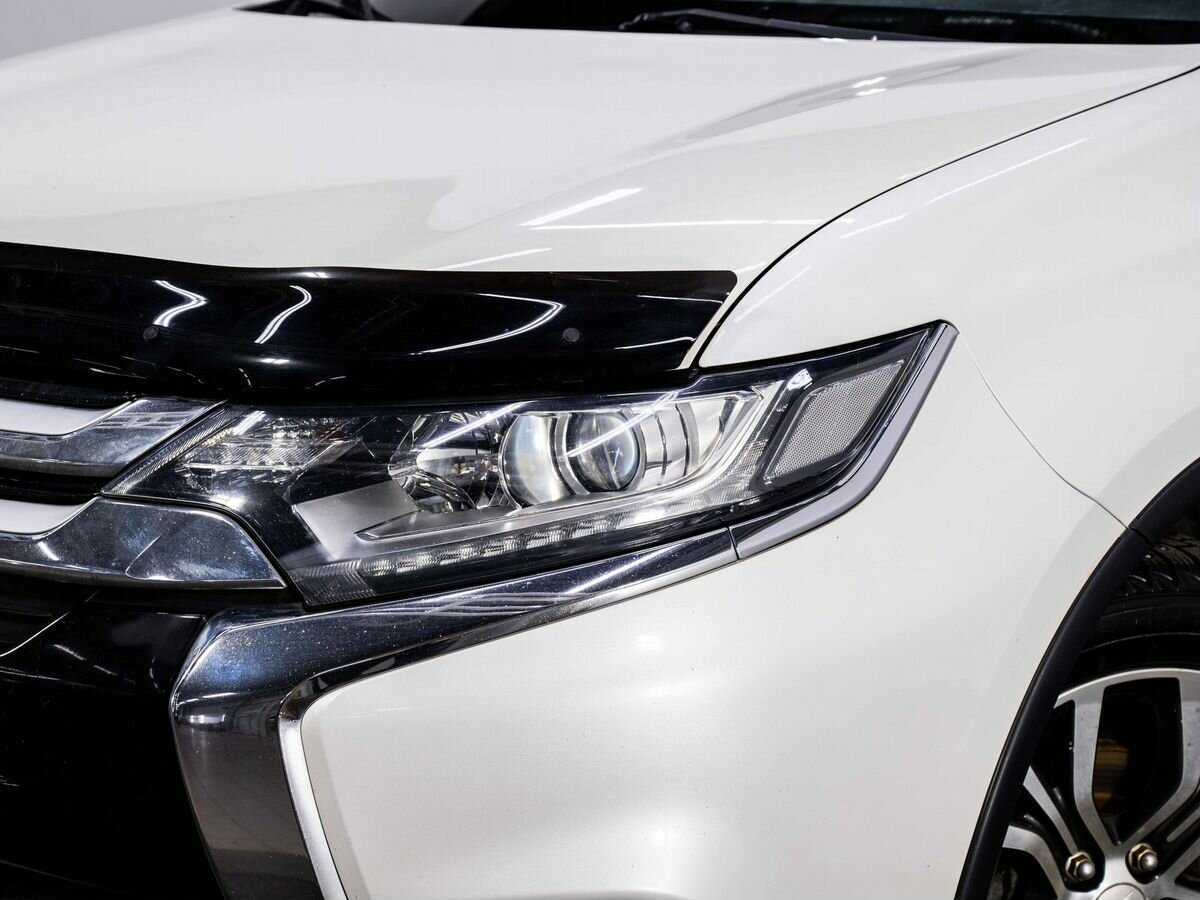 Mitsubishi Outlander б/у, 2015, Вариатор. Фото: #6
