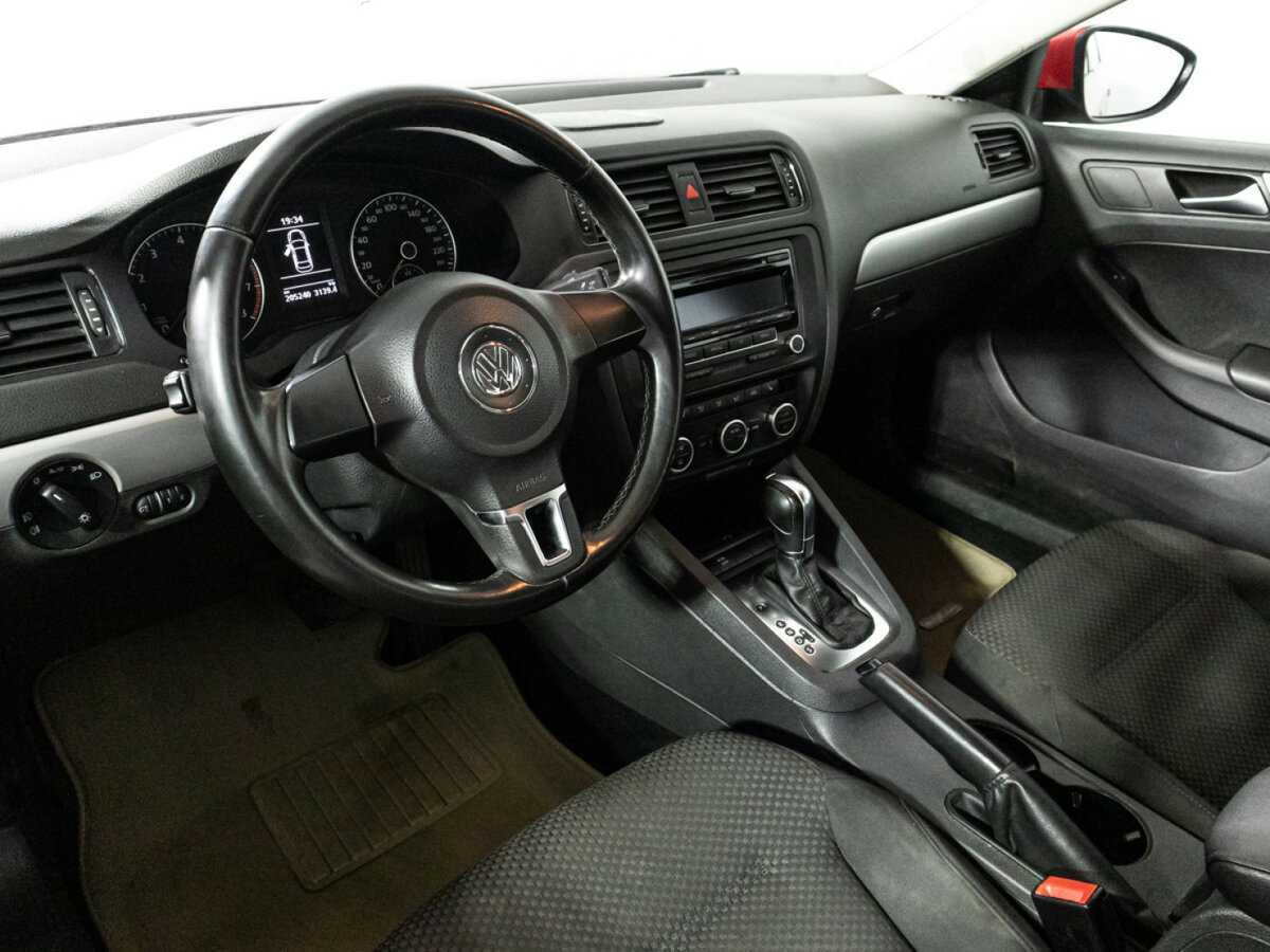 Volkswagen Jetta б/у, 2012, Автоматическая. Фото: #10