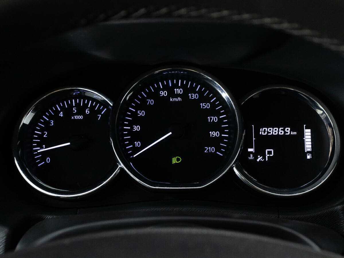 Nissan Terrano б/у, 2018, Автоматическая. Фото: #11