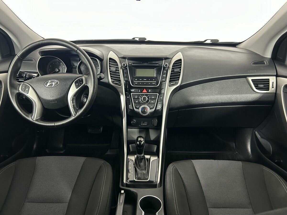 Hyundai i30 б/у, 2012, Автоматическая. Фото: #6