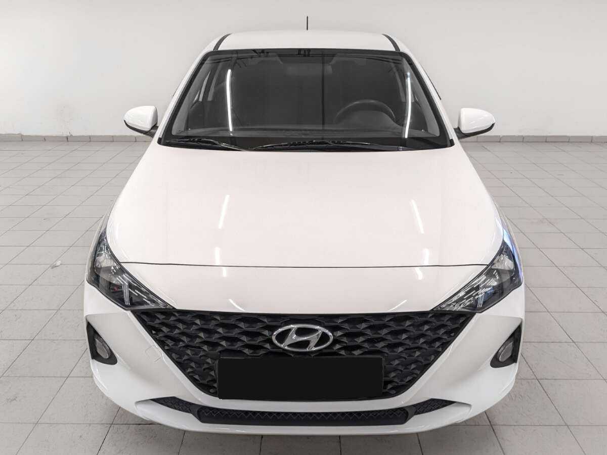 Hyundai Solaris б/у, 2021, Механическая. Фото: #1