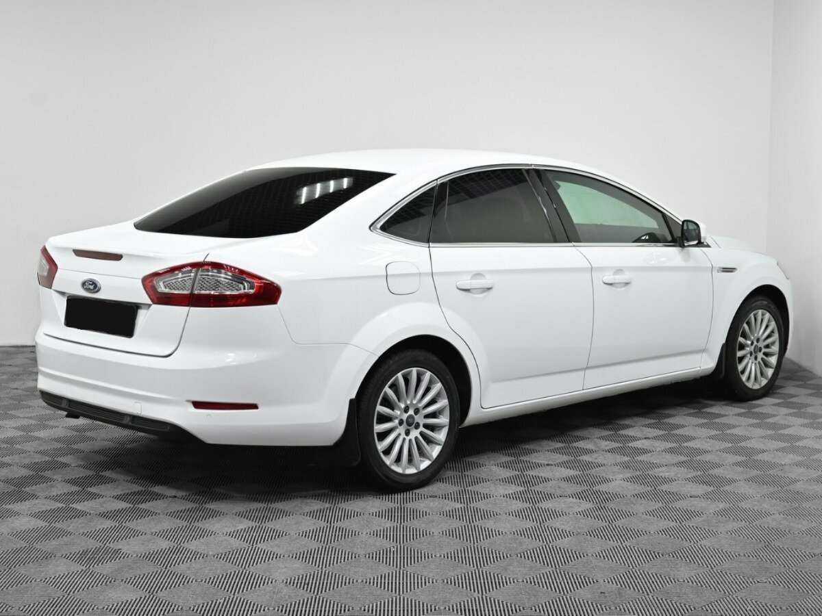 Ford Mondeo б/у, 2013, Автоматическая. Фото: #1