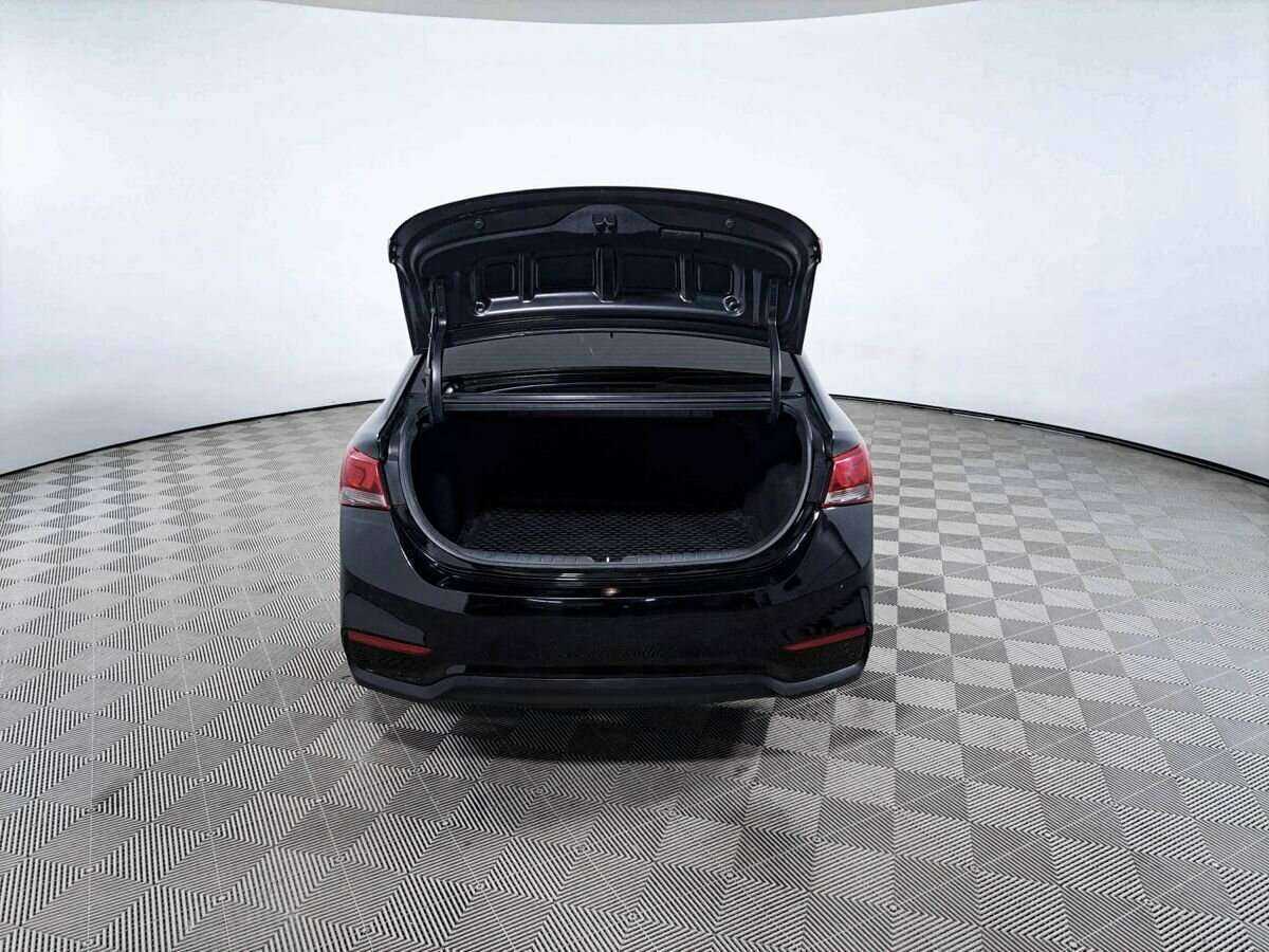 Hyundai Solaris б/у, 2018, Механическая. Фото: #9