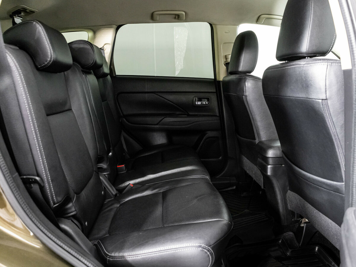 Mitsubishi Outlander б/у, 2015, Вариатор. Фото: #15