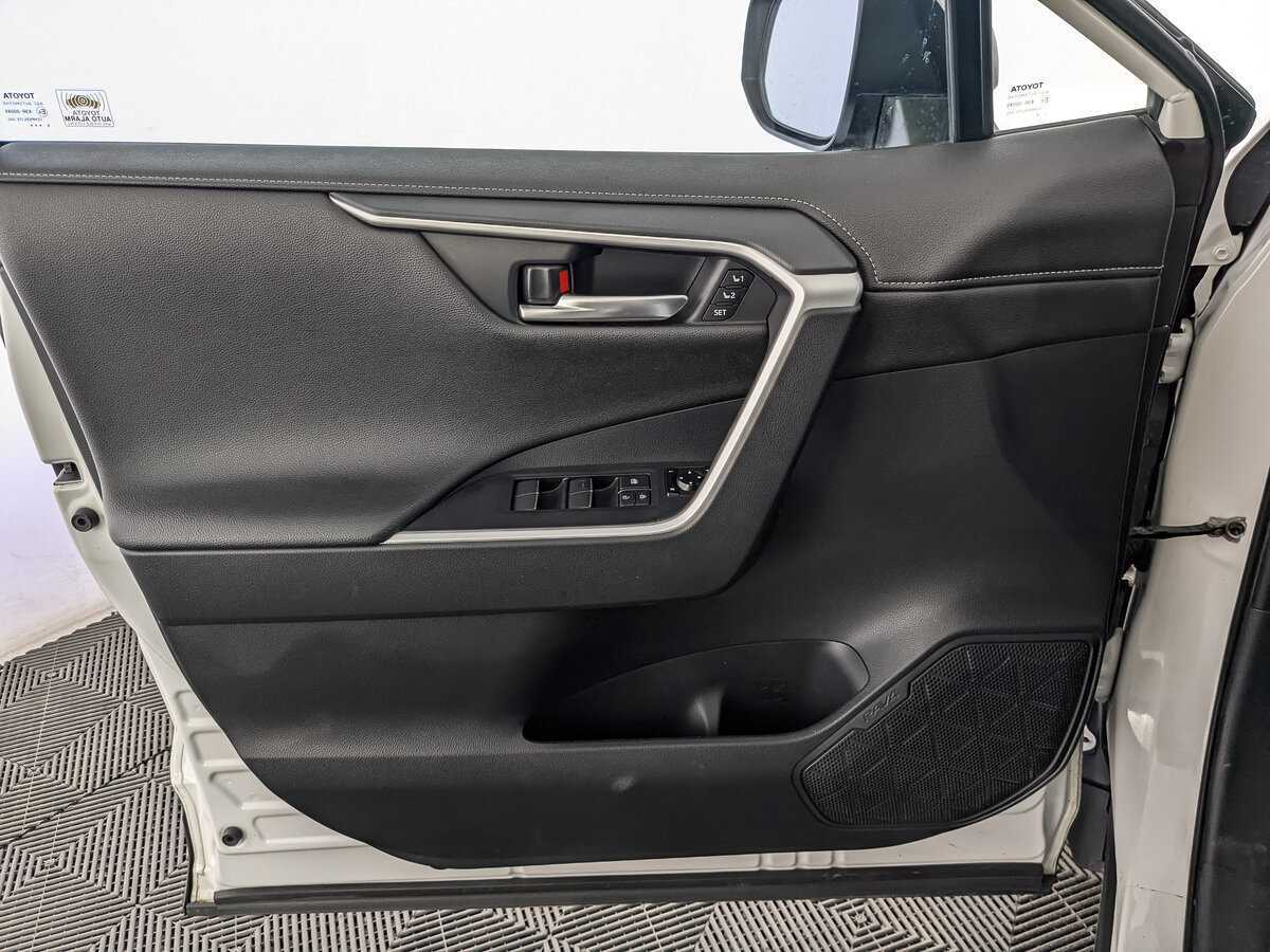 Toyota RAV4 б/у, 2019, Вариатор. Фото: #18