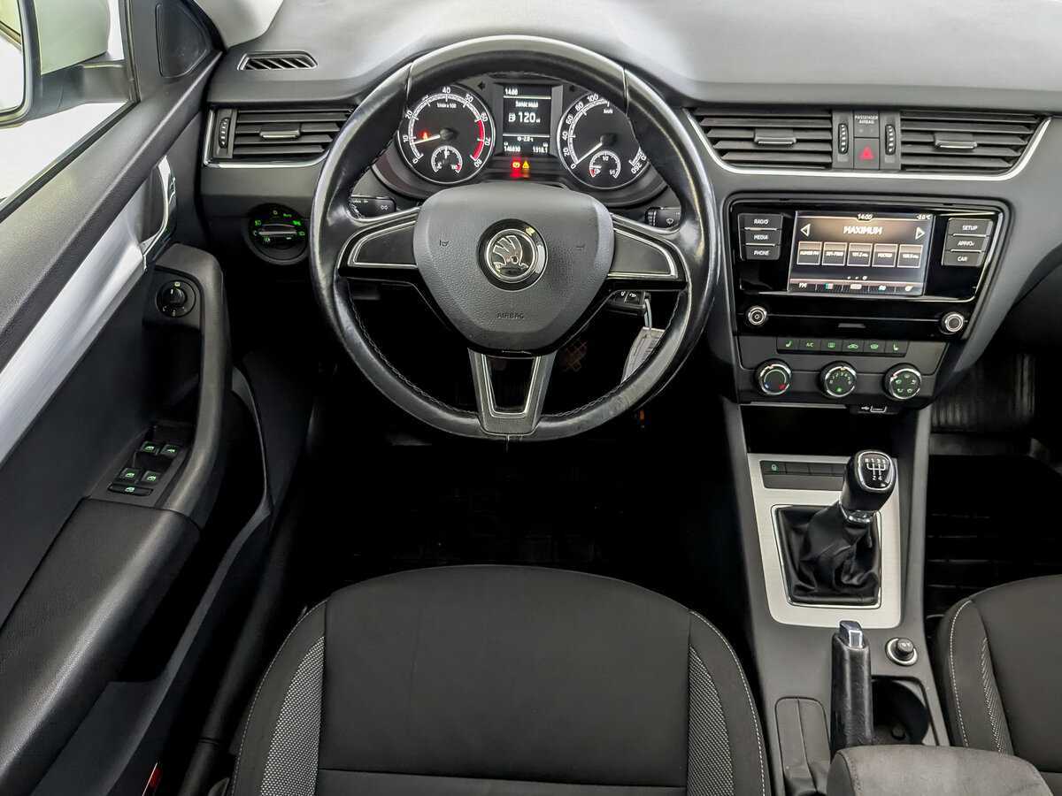 Skoda Octavia б/у, 2019, Механическая. Фото: #22