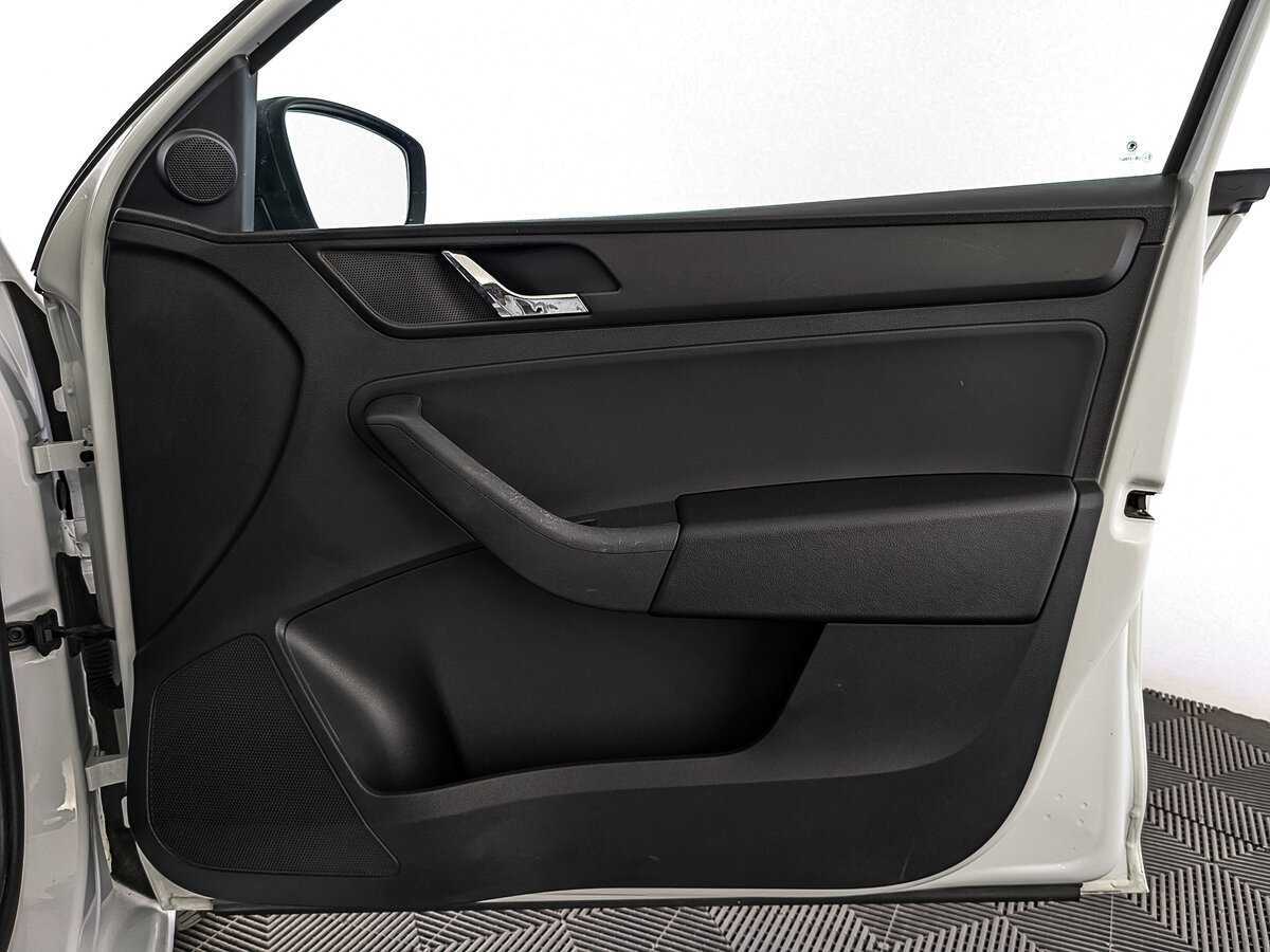 Skoda Rapid б/у, 2017, Механическая. Фото: #22