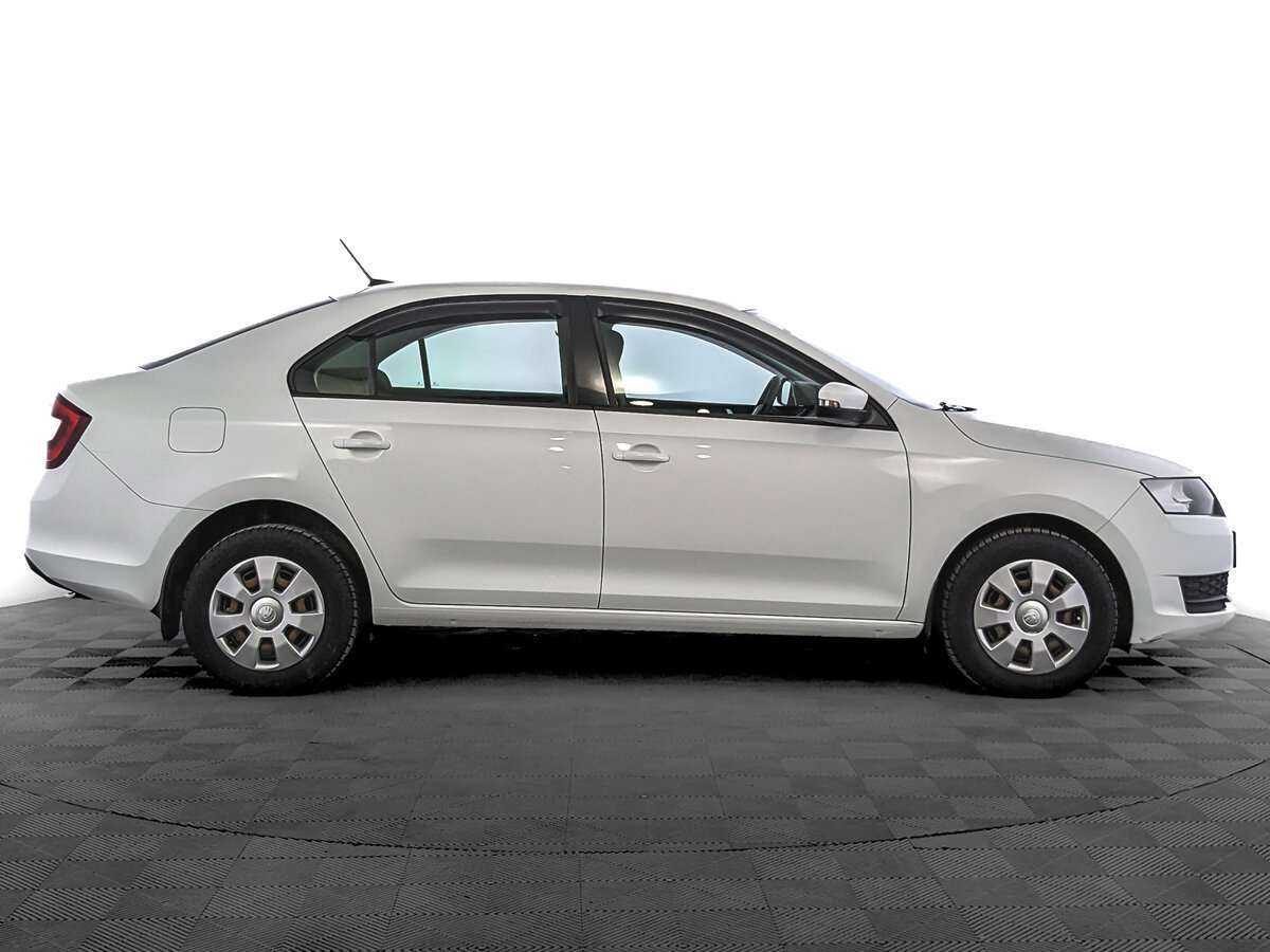 Skoda Rapid б/у, 2017, Механическая. Фото: #3