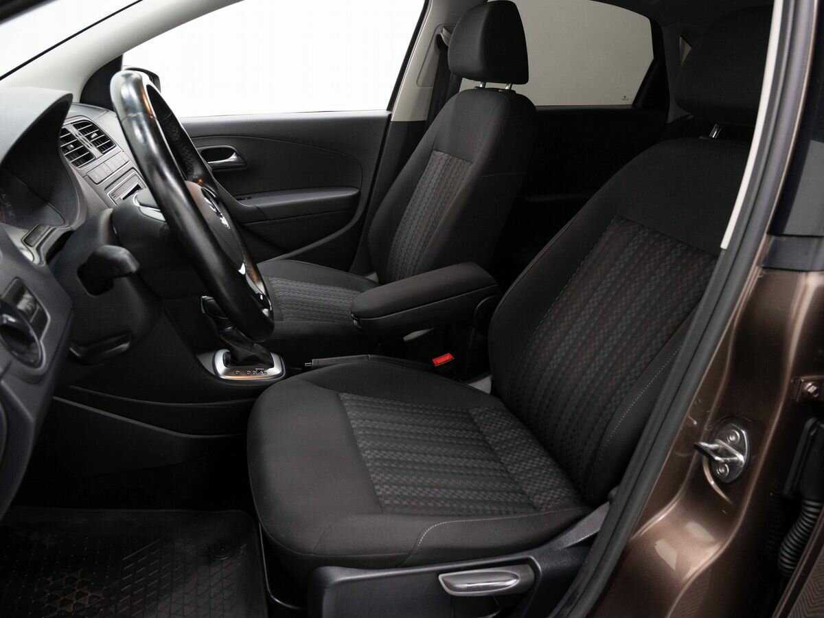 Volkswagen Polo б/у, 2016, Автоматическая. Фото: #8