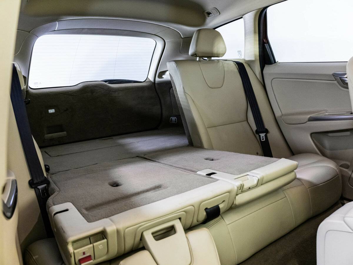 Volvo XC60 б/у, 2014, Автоматическая. Фото: #17