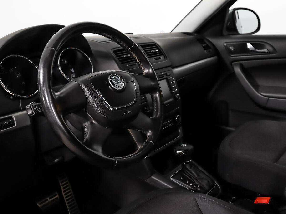 Skoda Yeti б/у, 2012, Роботизированная. Фото: #8