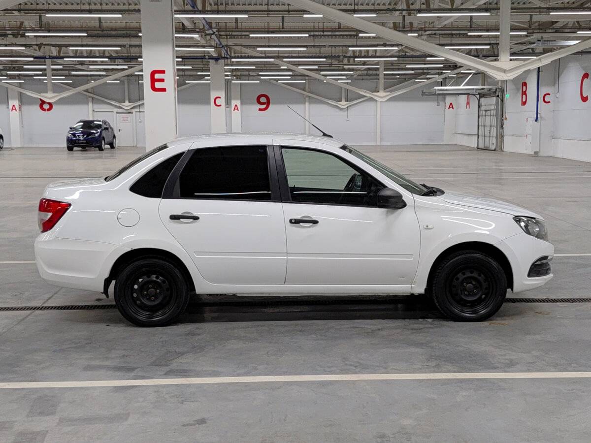 Lada (ВАЗ) Granta б/у, 2019, Механическая. Фото: #3