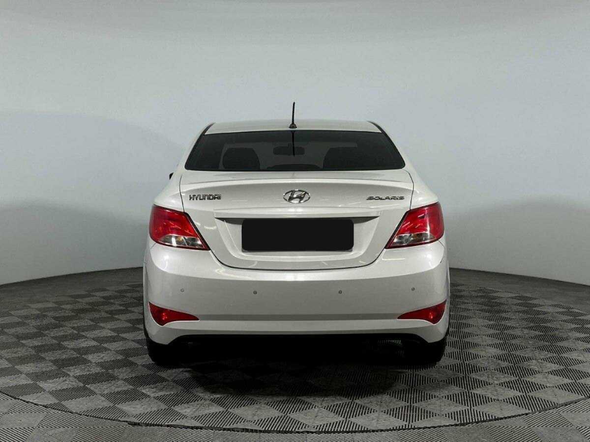 Hyundai Solaris б/у, 2015, Автоматическая. Фото: #5
