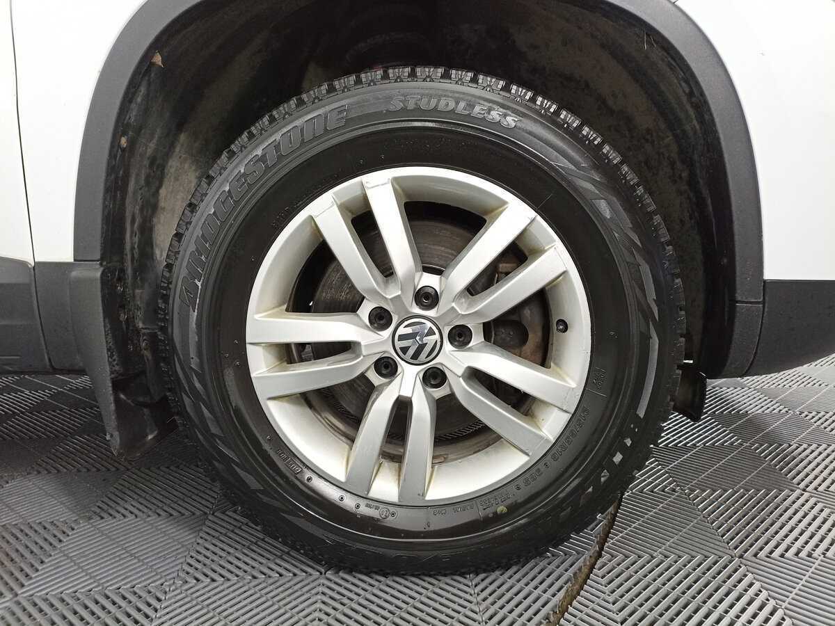 Volkswagen Tiguan б/у, 2014, Роботизированная. Фото: #17