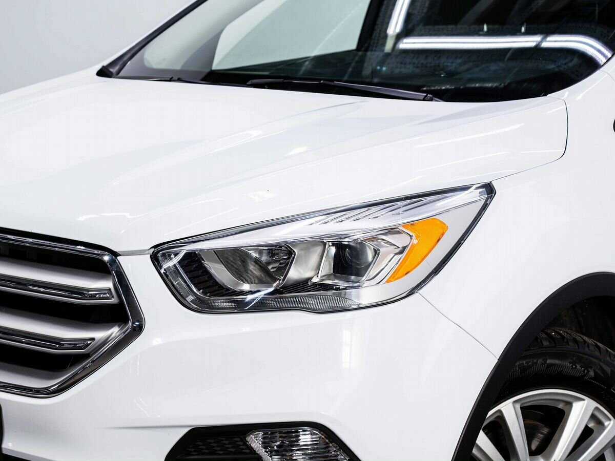 Ford Kuga б/у, 2017, Автоматическая. Фото: #6