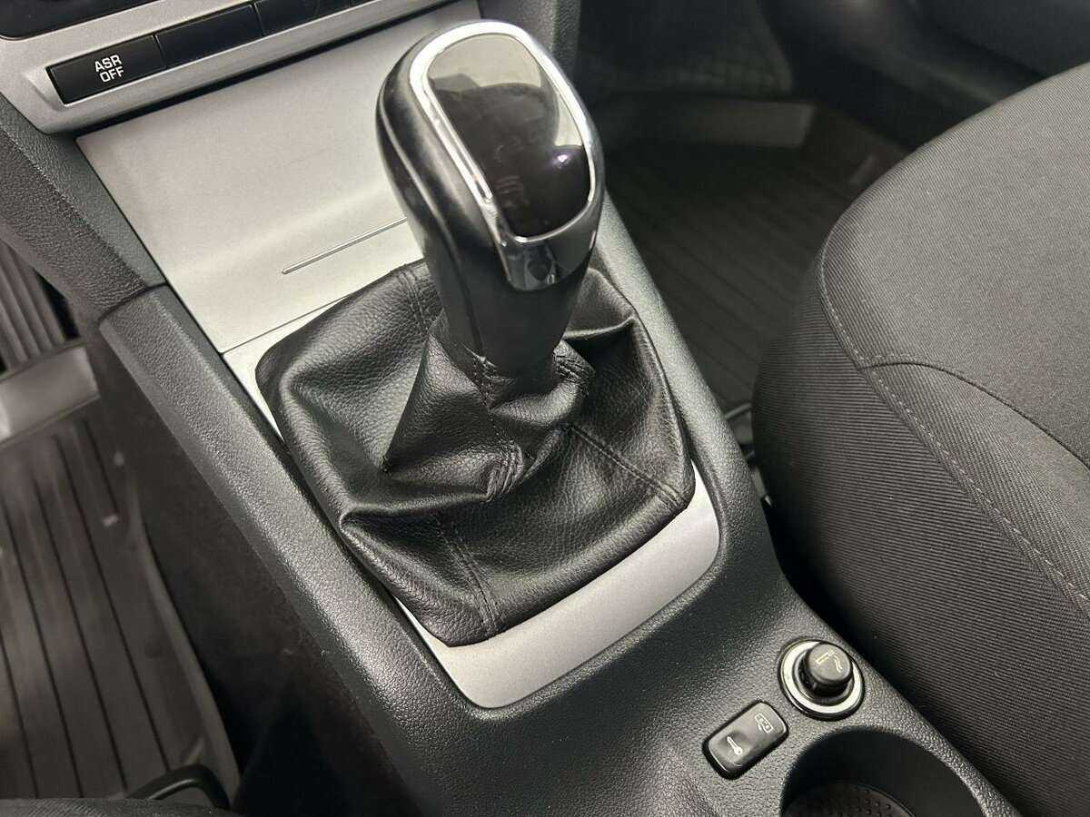 Skoda Octavia б/у, 2012, Механическая. Фото: #12