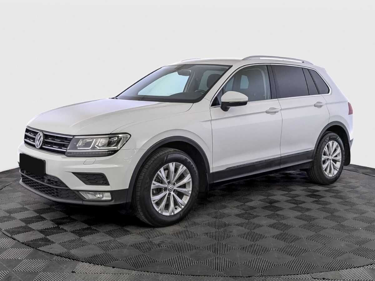 Volkswagen Tiguan б/у, 2017, Роботизированная. Посмотреть фото