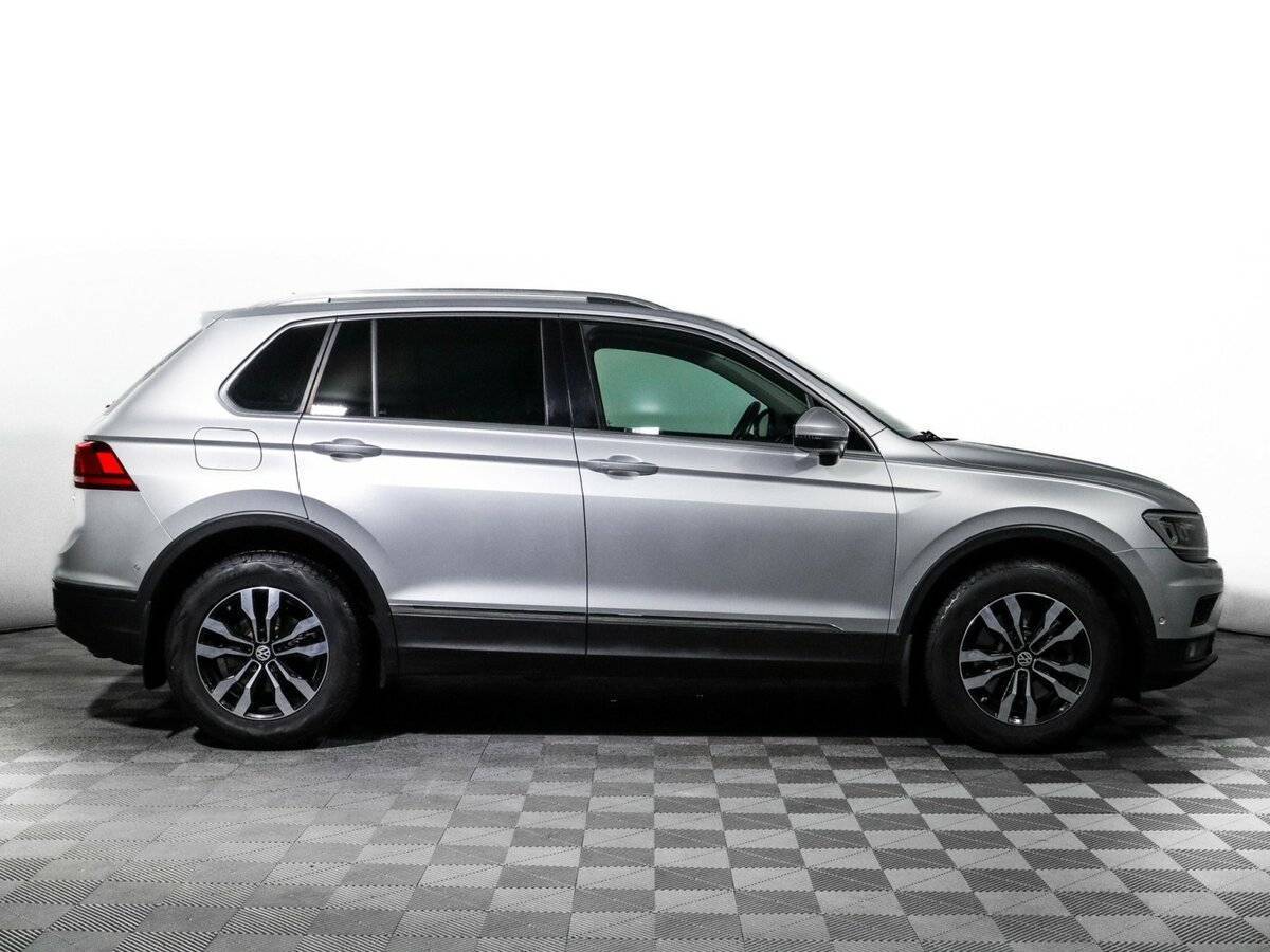 Volkswagen Tiguan б/у, 2017, Роботизированная. Фото: #3