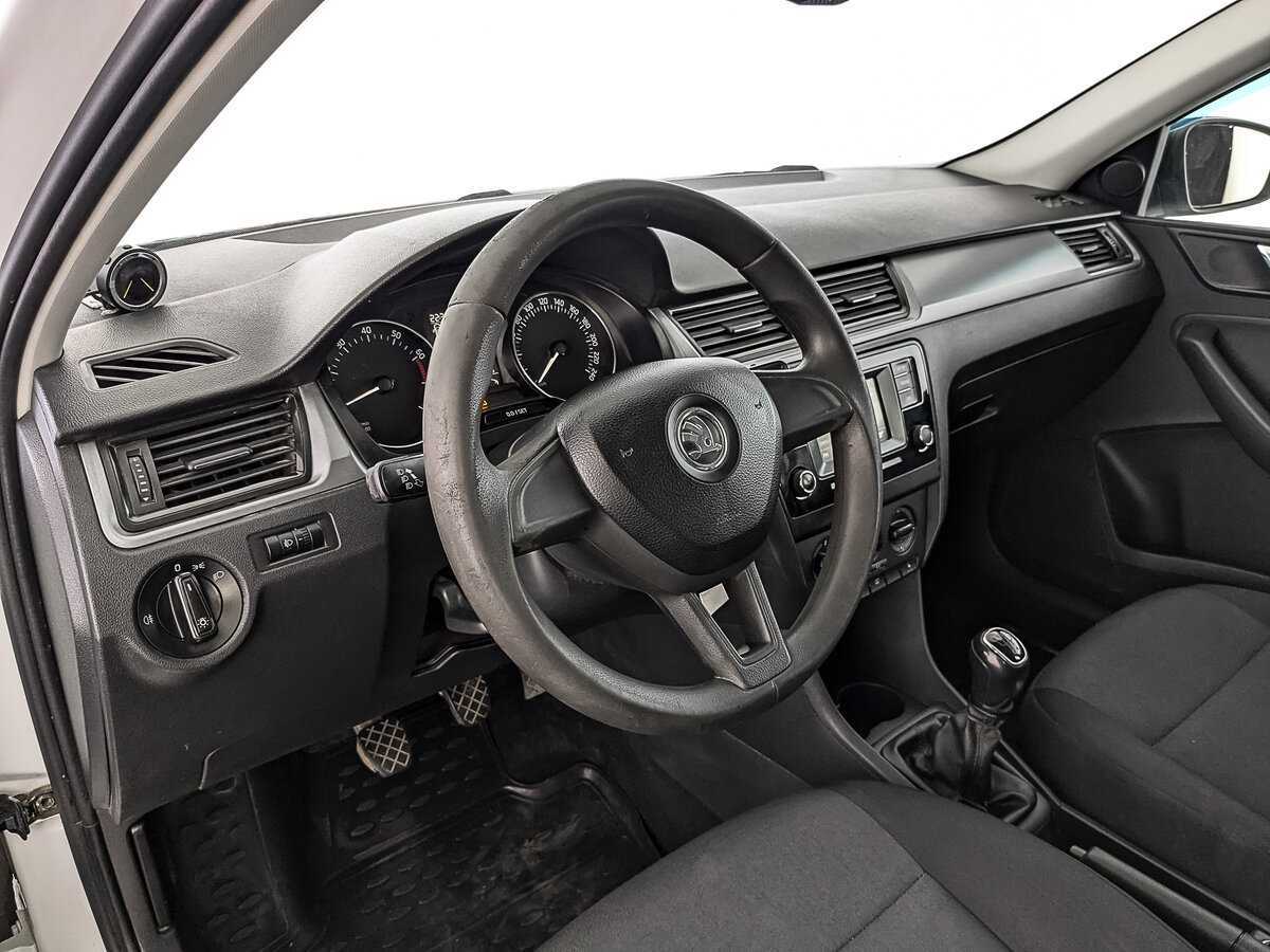 Skoda Rapid б/у, 2017, Механическая. Фото: #14