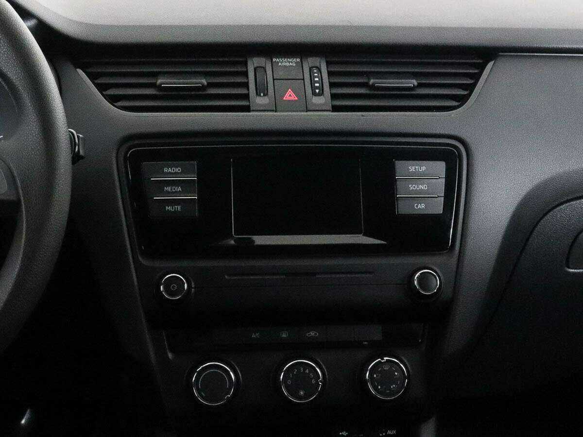 Skoda Octavia б/у, 2015, Механическая. Фото: #10