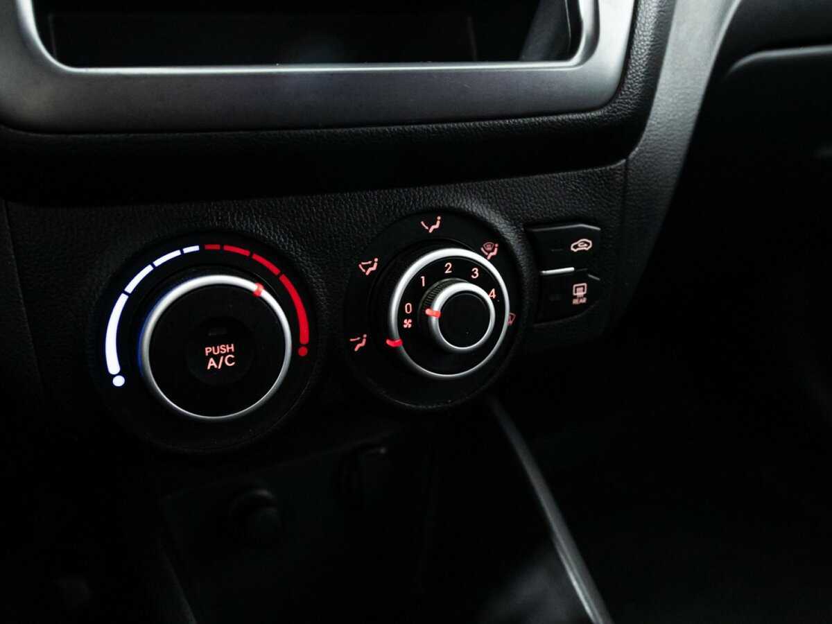 Kia Rio б/у, 2012, Механическая. Фото: #14