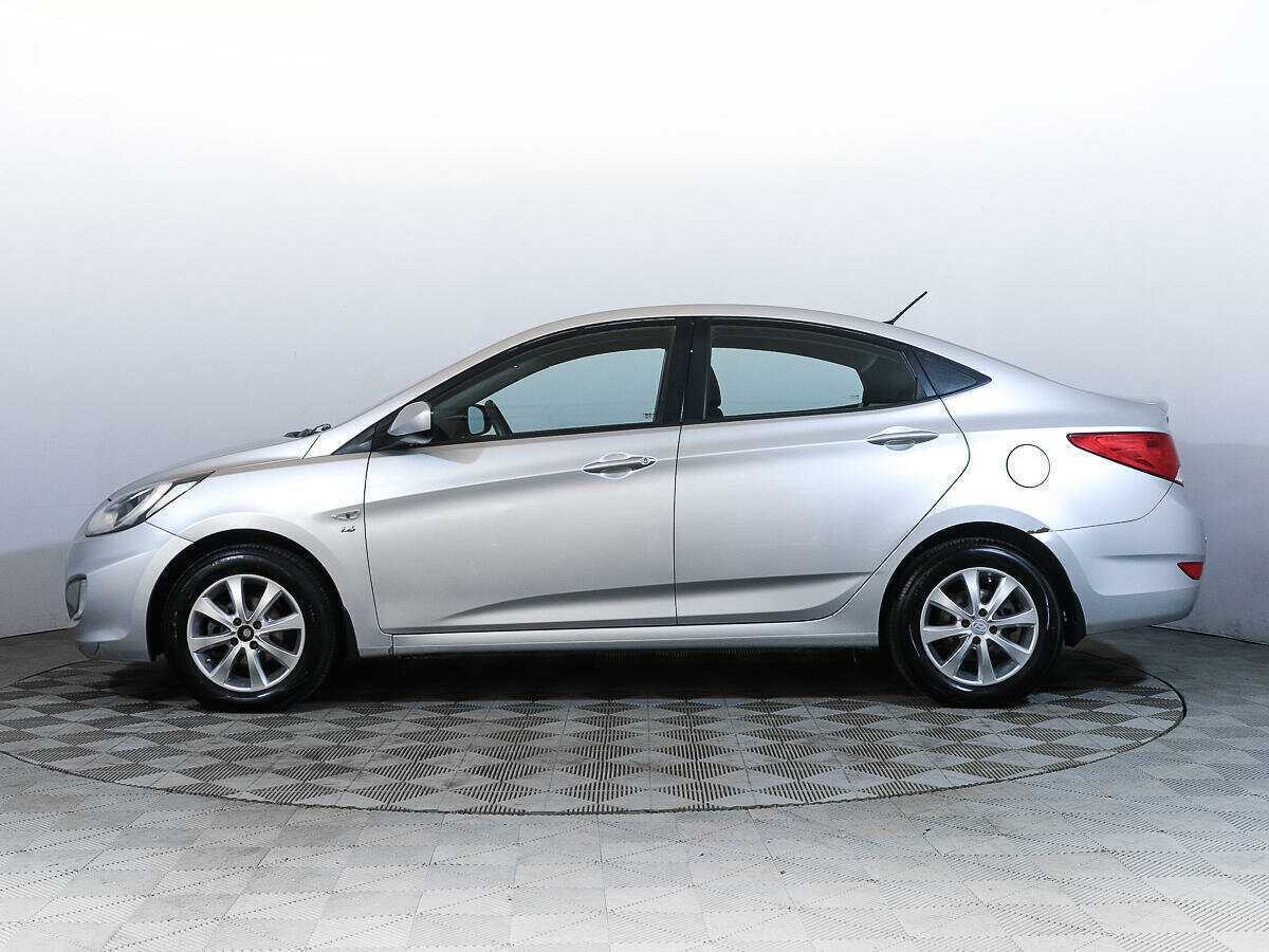 Hyundai Solaris б/у, 2012, Автоматическая. Фото: #6