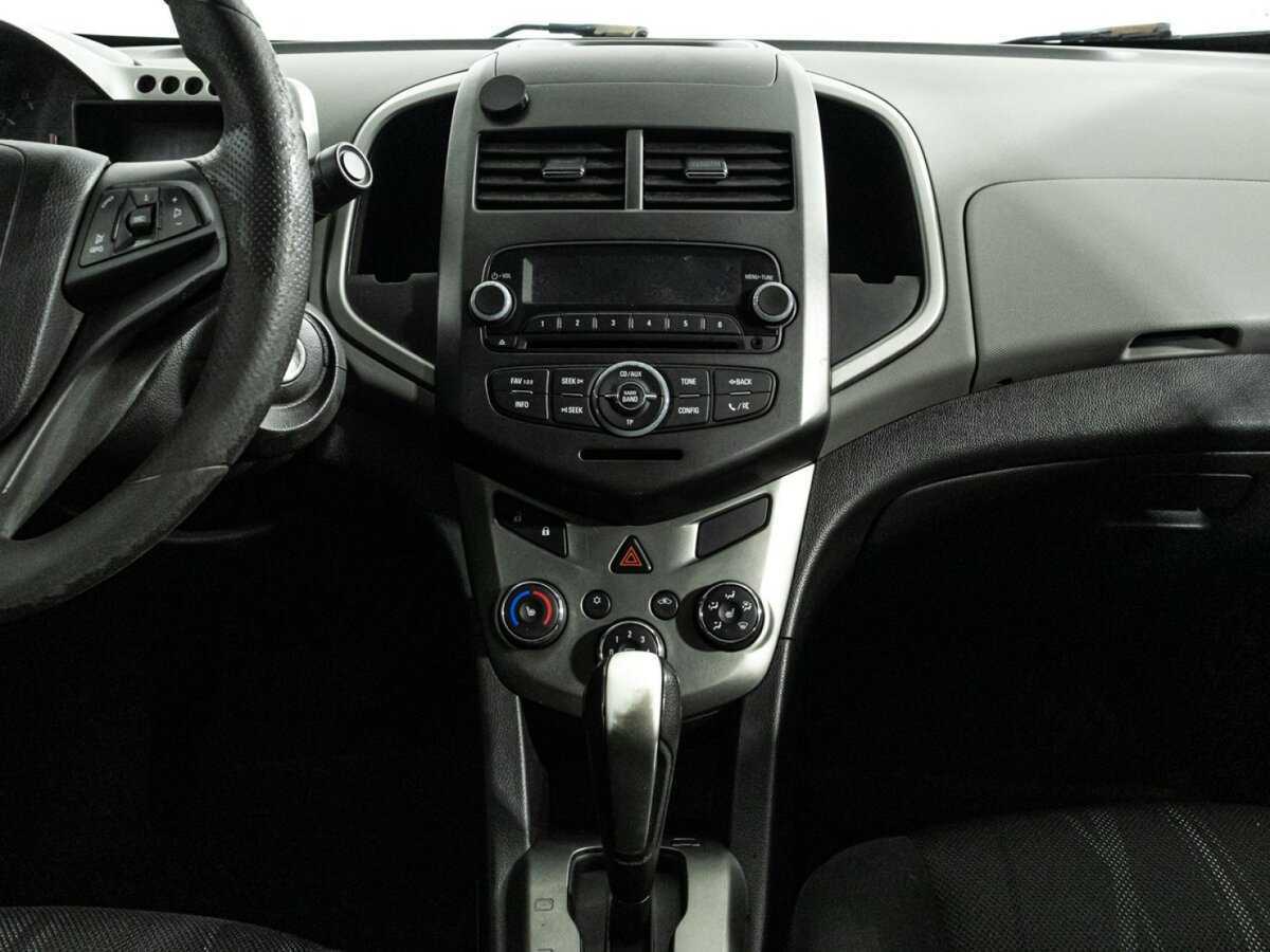 Chevrolet Aveo б/у, 2015, Автоматическая. Фото: #13