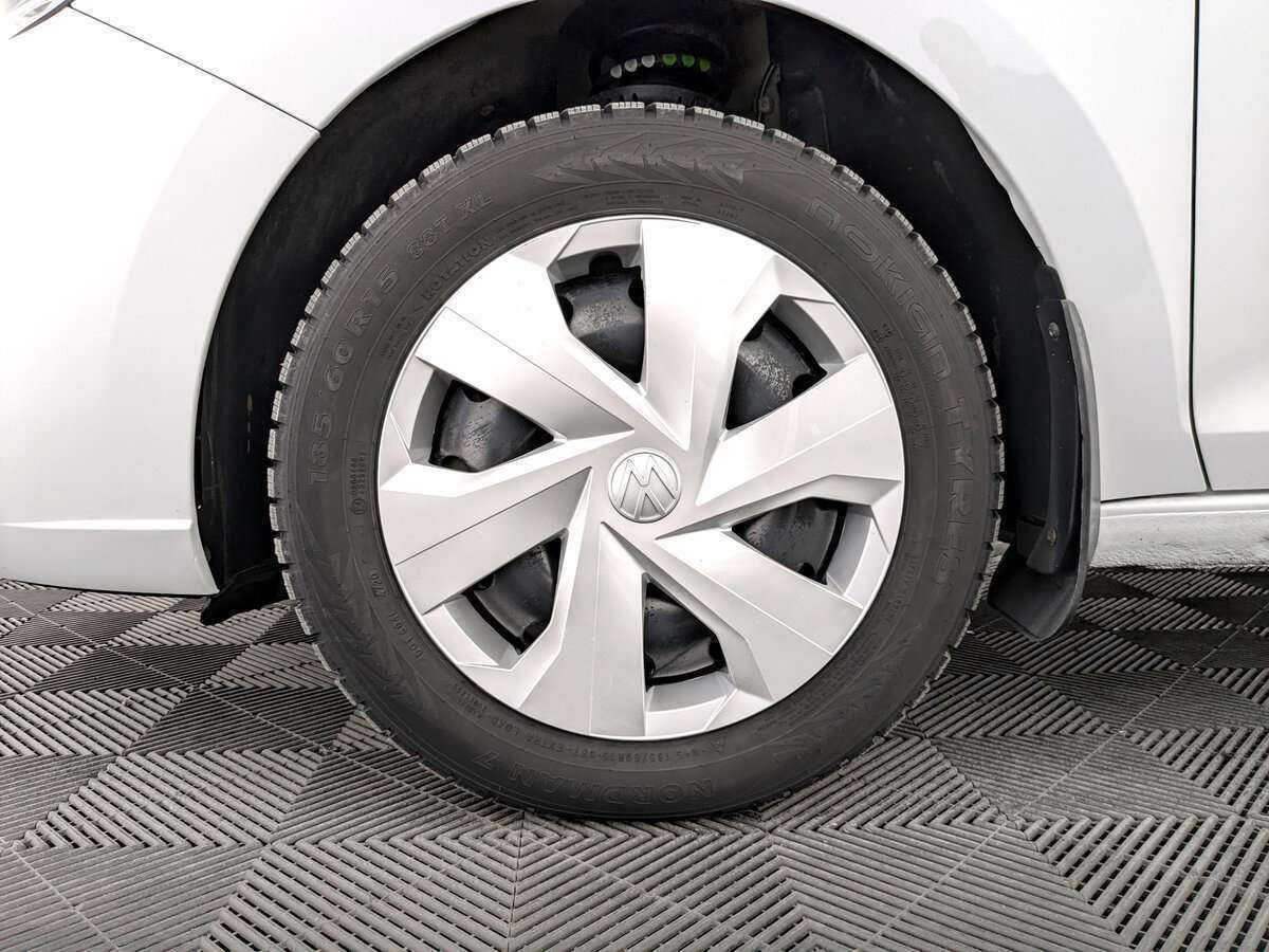 Volkswagen Polo б/у, 2020, Механическая. Фото: #16