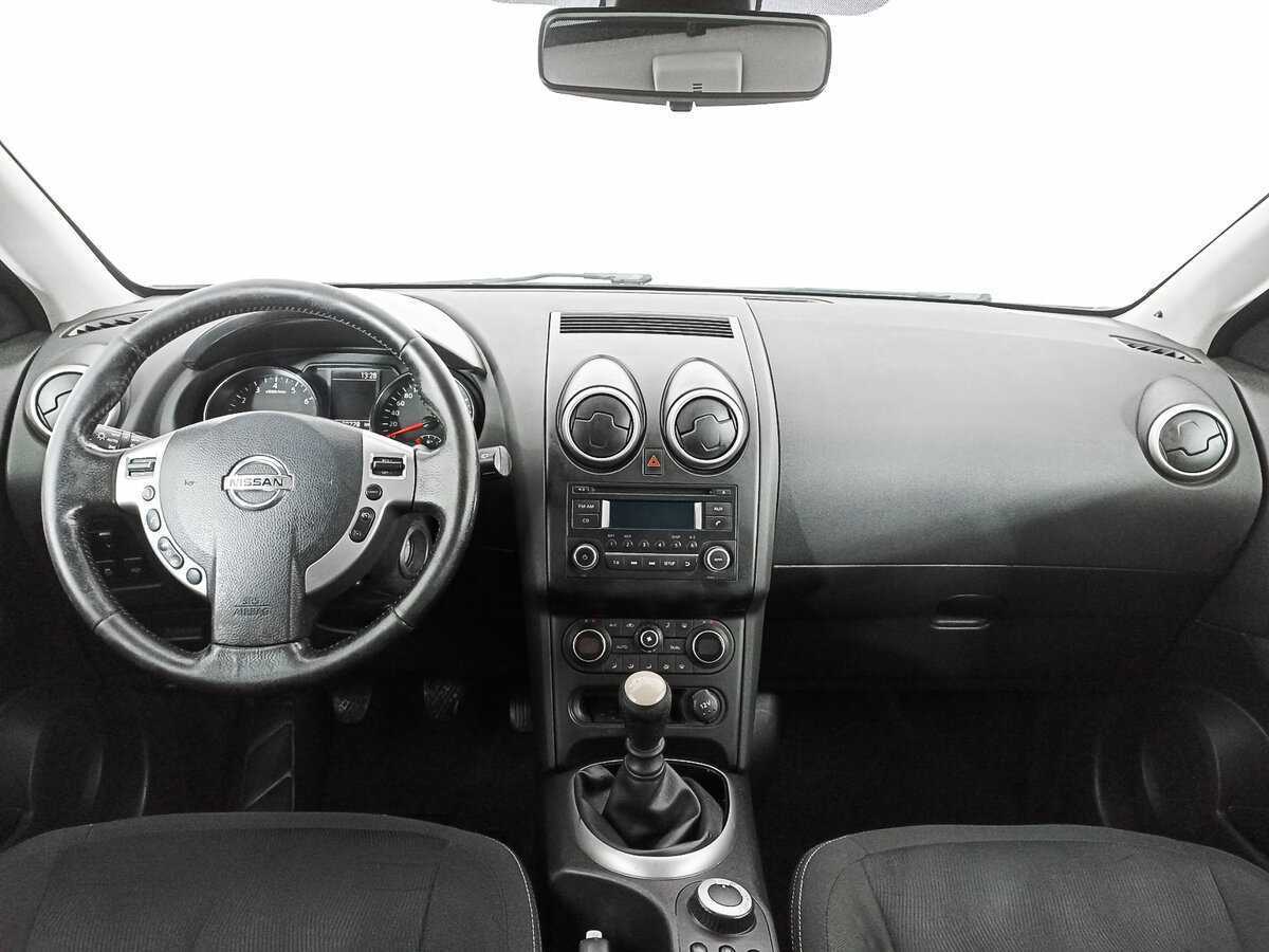 Nissan Qashqai б/у, 2012, Механическая. Фото: #11