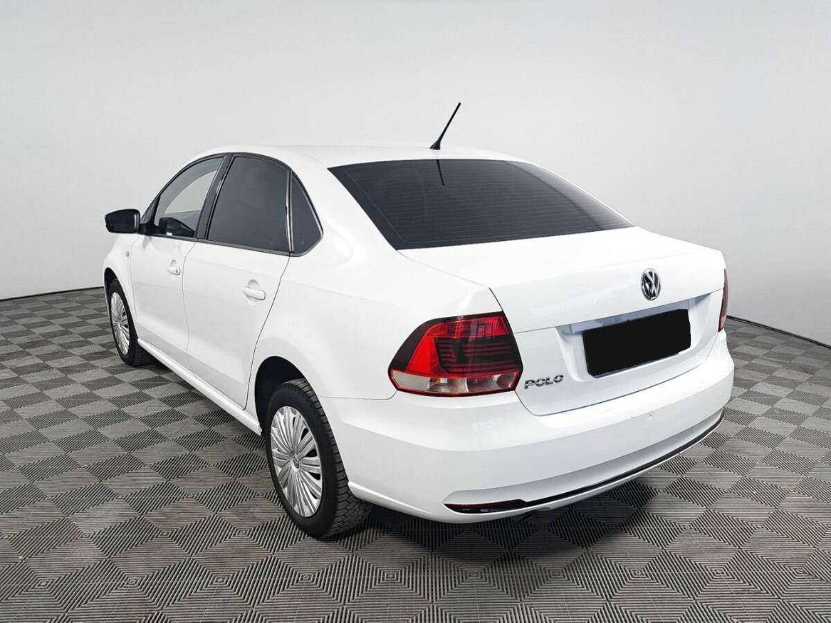 Volkswagen Polo б/у, 2016, Механическая. Фото: #6