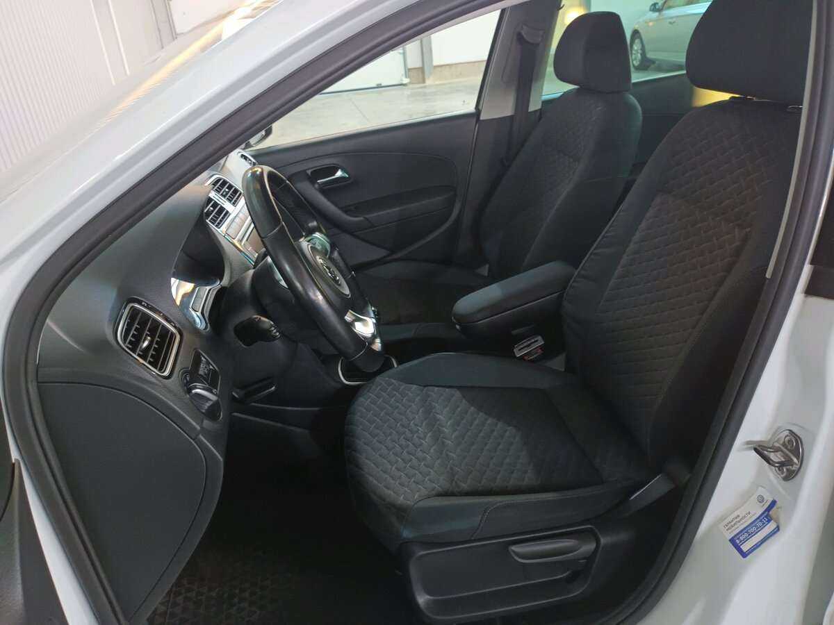 Volkswagen Polo б/у, 2019, Механическая. Фото: #10