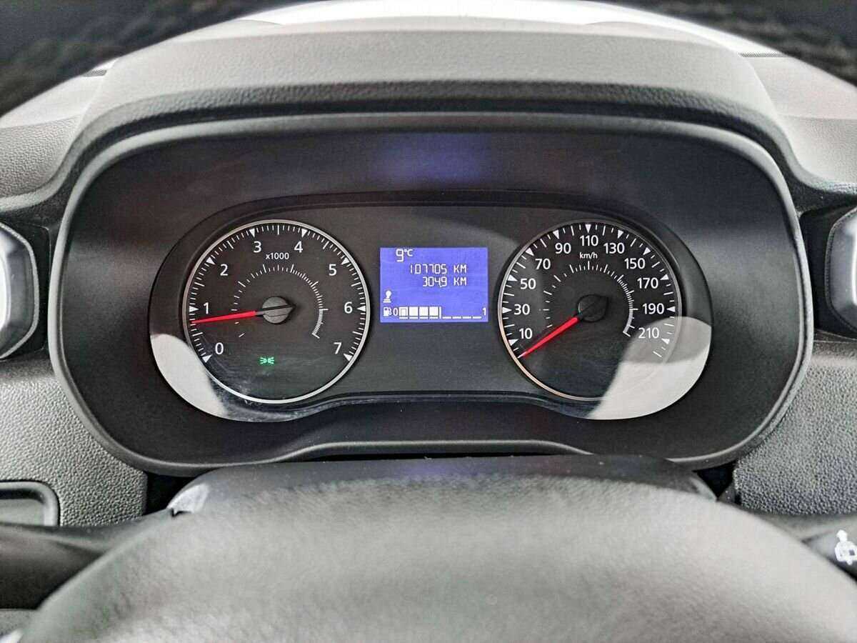 Renault Duster б/у, 2021, Механическая. Фото: #12