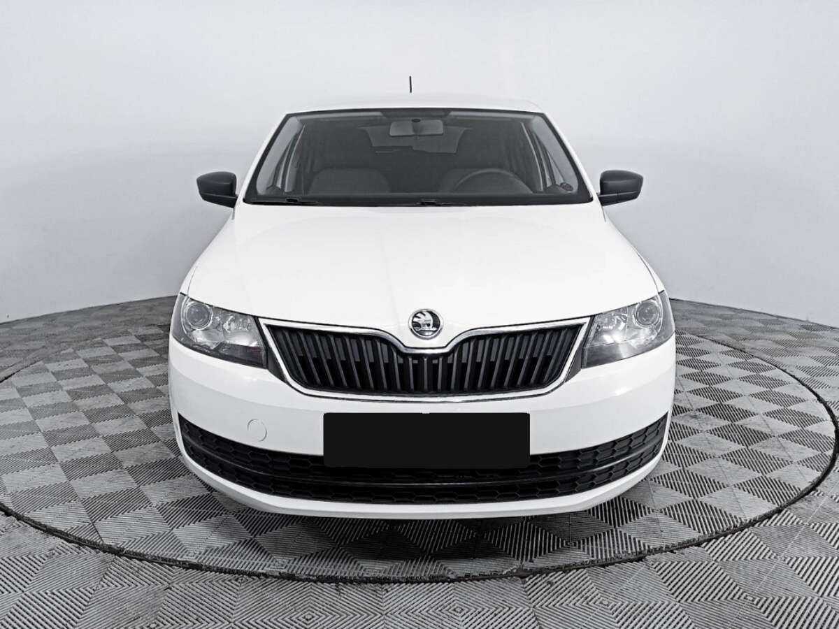 Skoda Rapid б/у, 2017, Механическая. Фото: #1