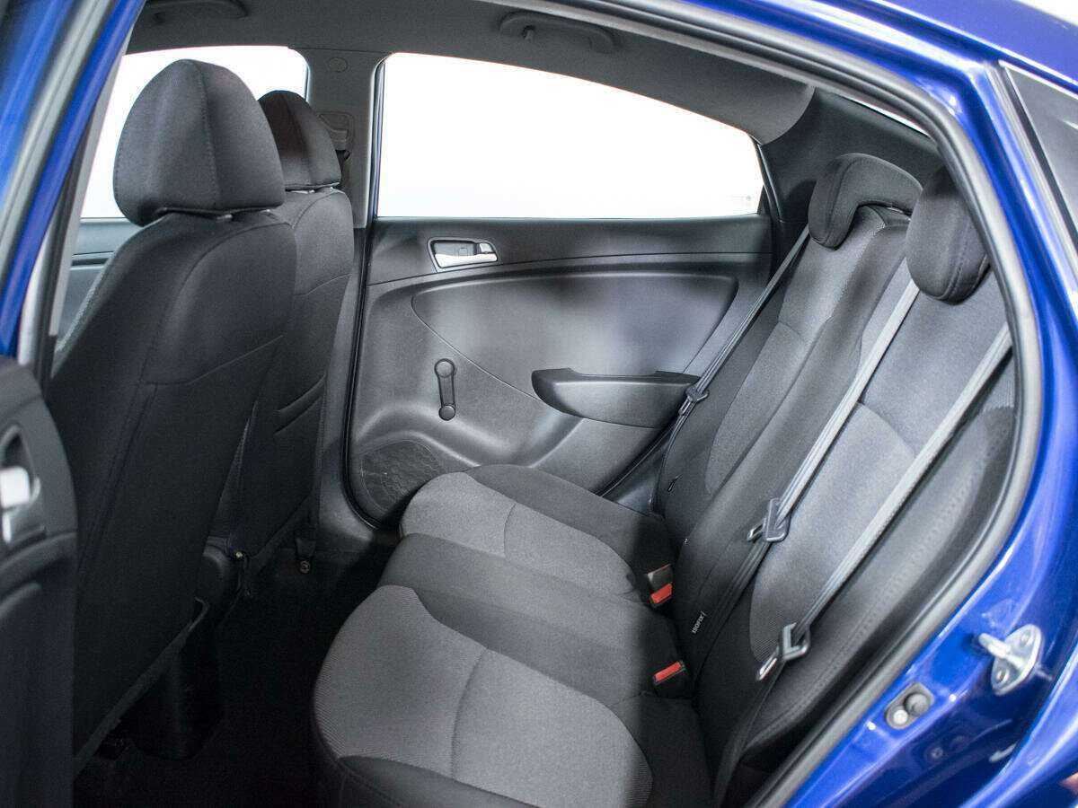 Hyundai Solaris б/у, 2012, Механическая. Фото: #9