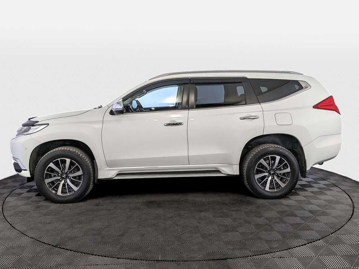 Mitsubishi Pajero Sport б/у, 2017, Автоматическая. Фото: #7