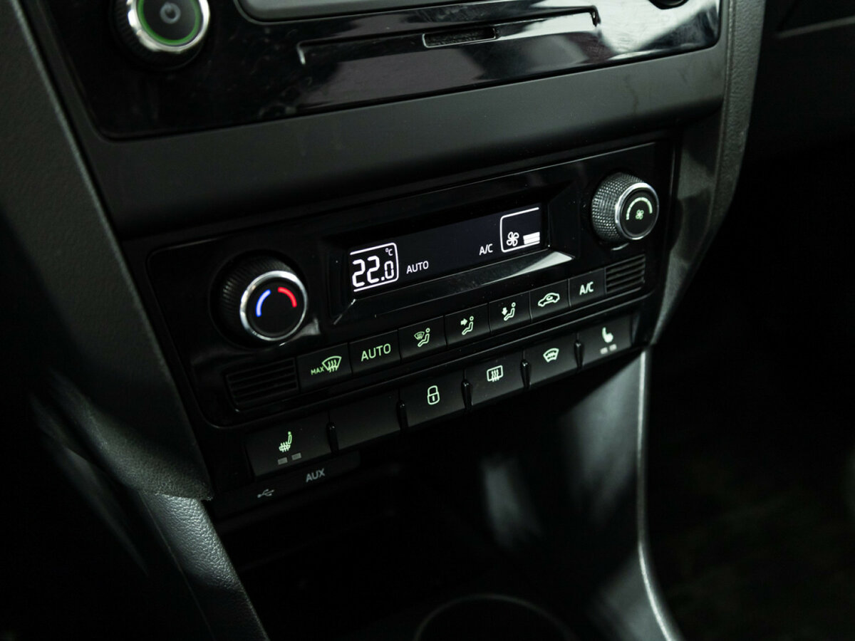 Skoda Rapid б/у, 2016, Автоматическая. Фото: #15