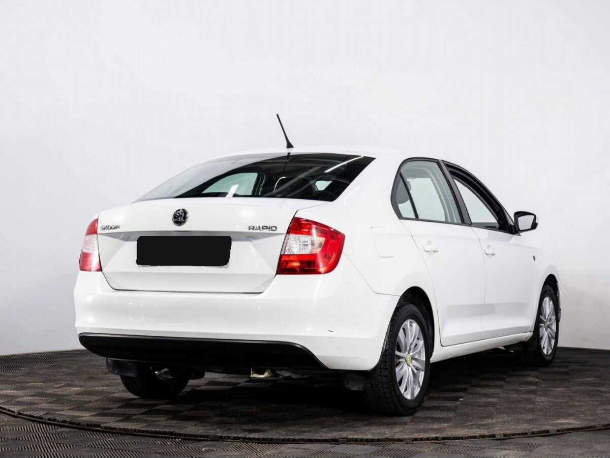 Skoda Rapid б/у, 2015, Автоматическая. Фото: #5