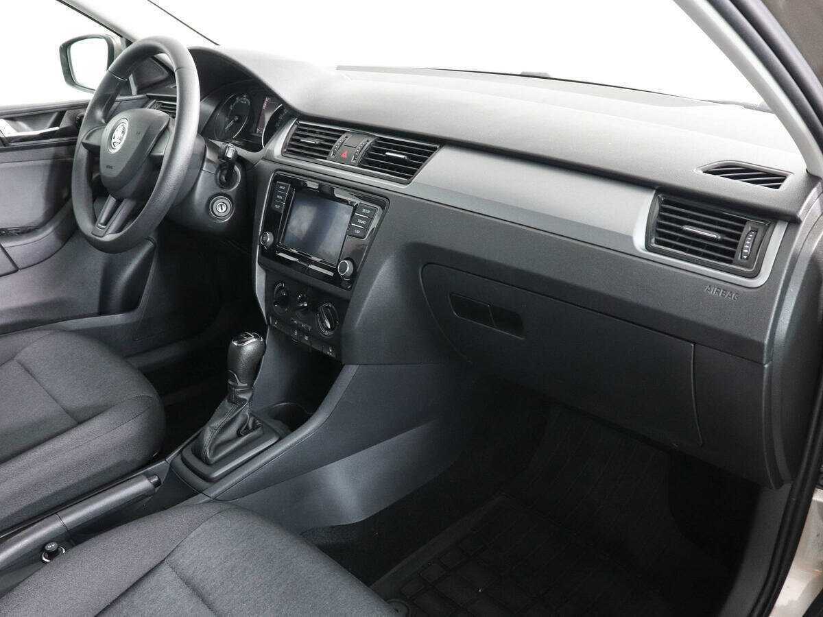 Skoda Rapid б/у, 2018, Автоматическая. Фото: #9
