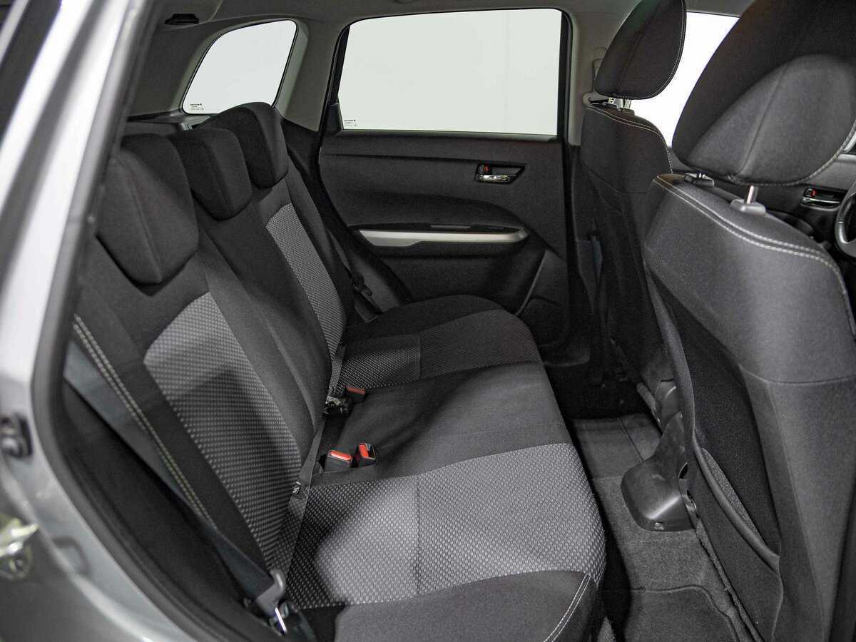 Suzuki Vitara б/у, 2017, Автоматическая. Фото: #12