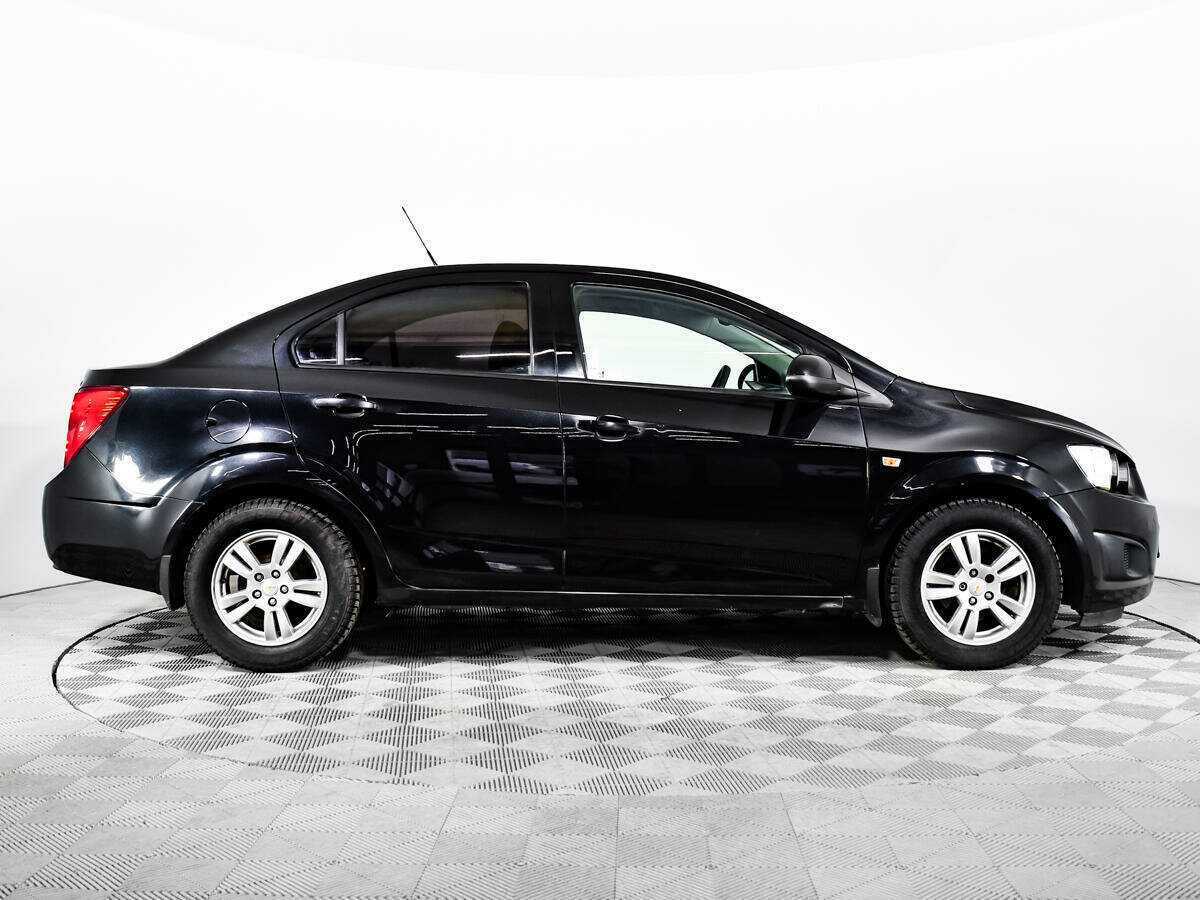 Chevrolet Aveo б/у, 2014, Автоматическая. Фото: #3